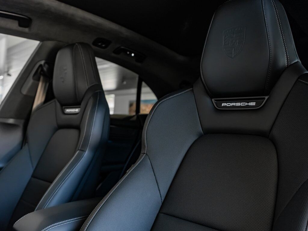 2025 Porsche Macan Turbo Colorado Springs CO