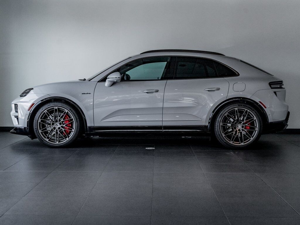 2025 Porsche Macan Turbo Colorado Springs CO