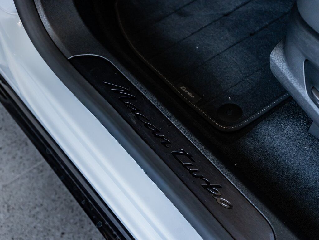 2025 Porsche Macan Turbo Colorado Springs CO