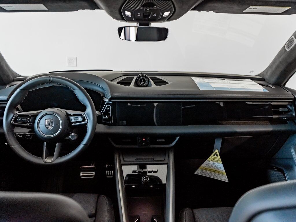 2025 Porsche Macan Turbo Colorado Springs CO
