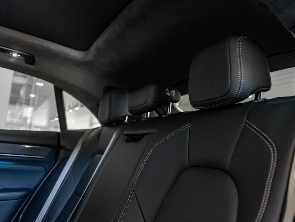 2025 Porsche Macan Turbo Colorado Springs CO