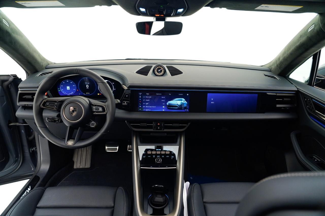 2025 Porsche Macan Turbo Electric Pompano Beach FL