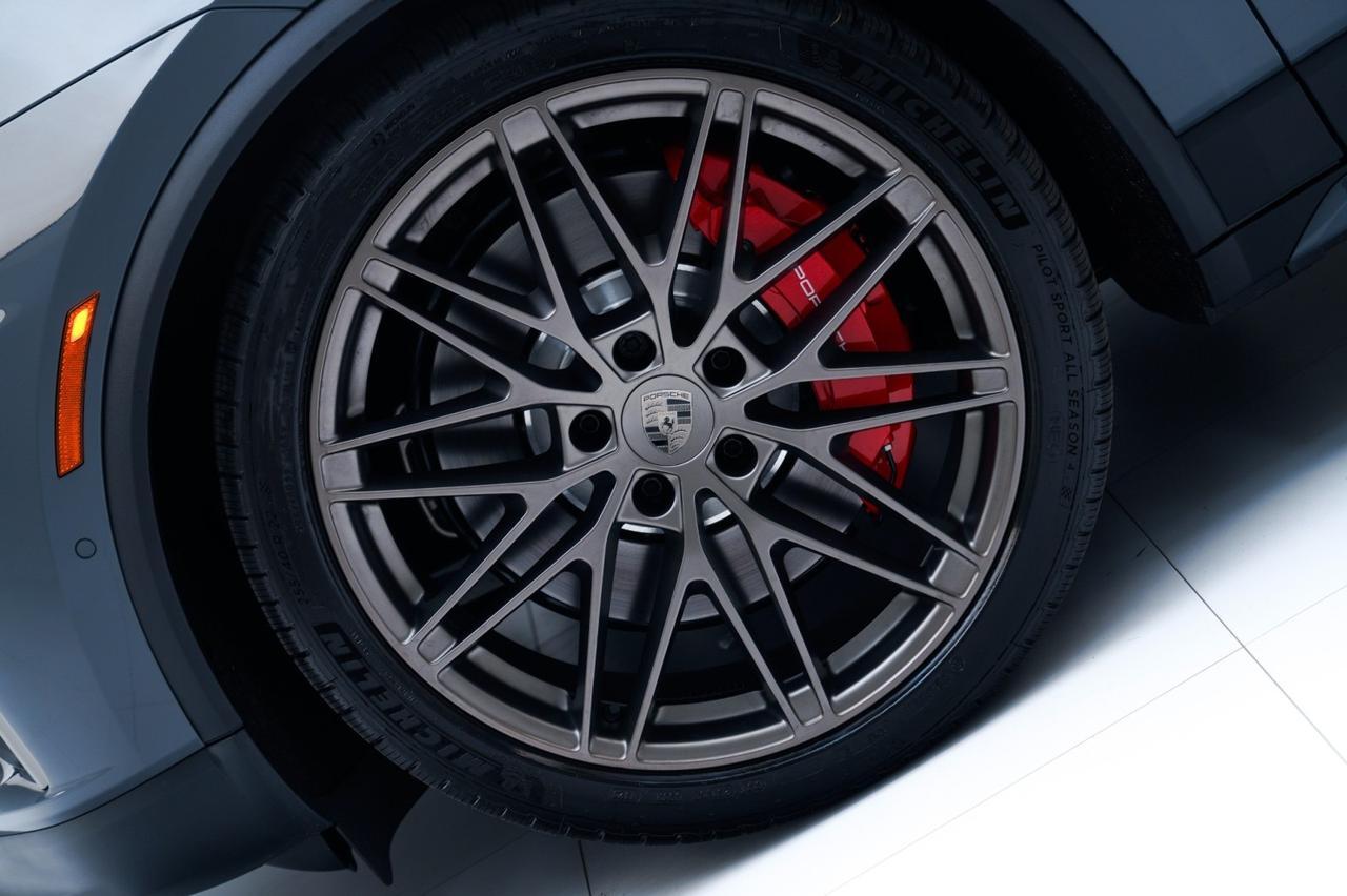 2025 Porsche Macan Turbo Electric Pompano Beach FL