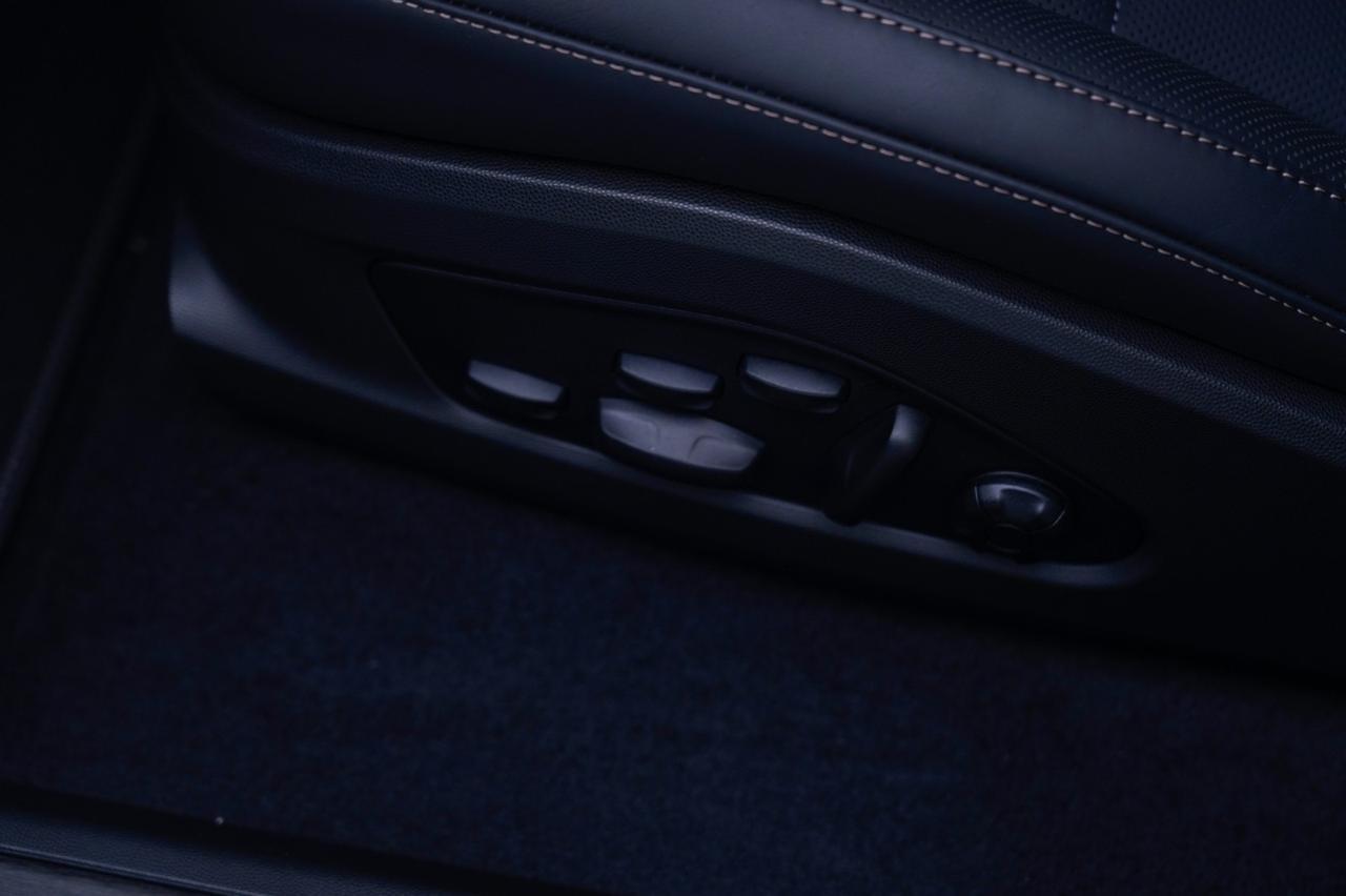 2025 Porsche Macan Turbo Electric Pompano Beach FL