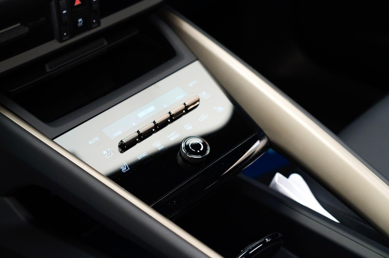 2025 Porsche Macan Turbo Electric Pompano Beach FL