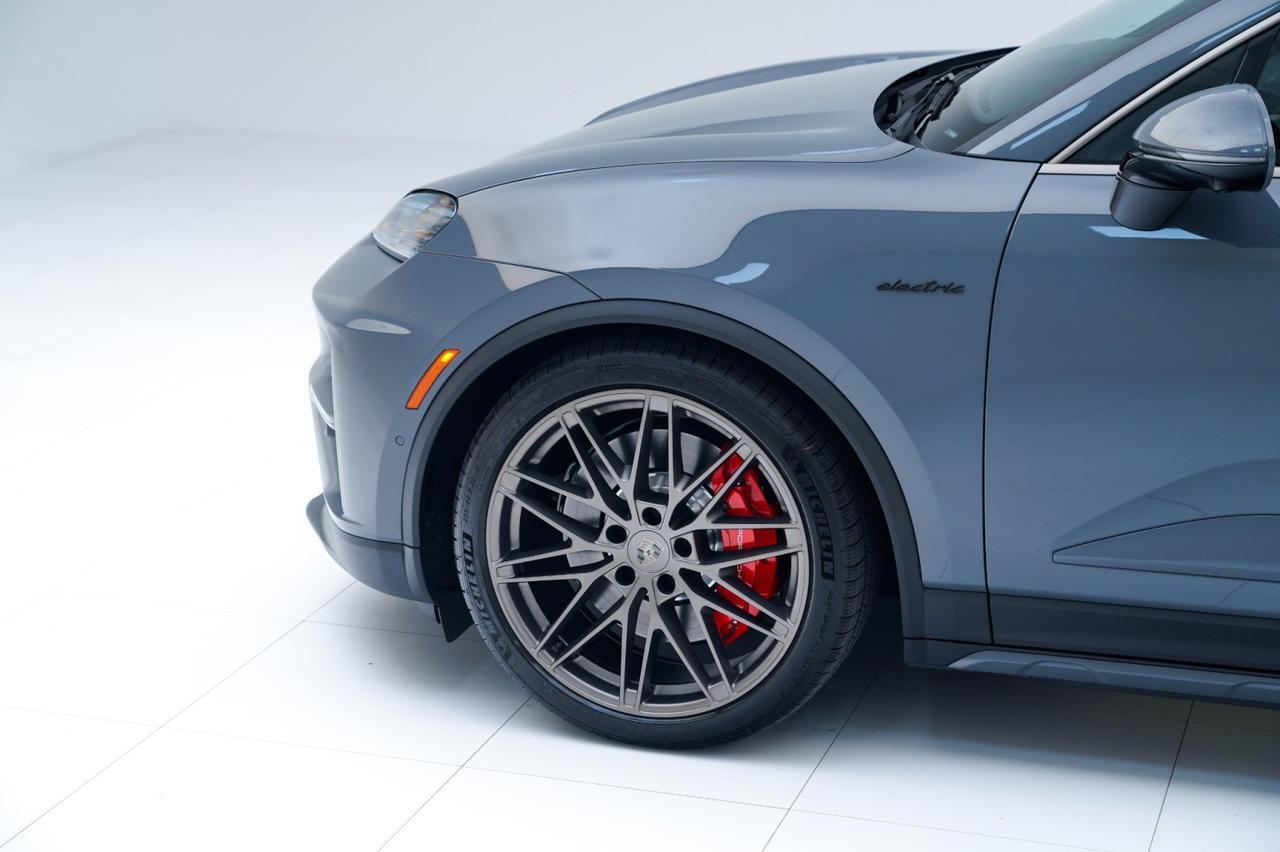 2025 Porsche Macan Turbo Electric Pompano Beach FL