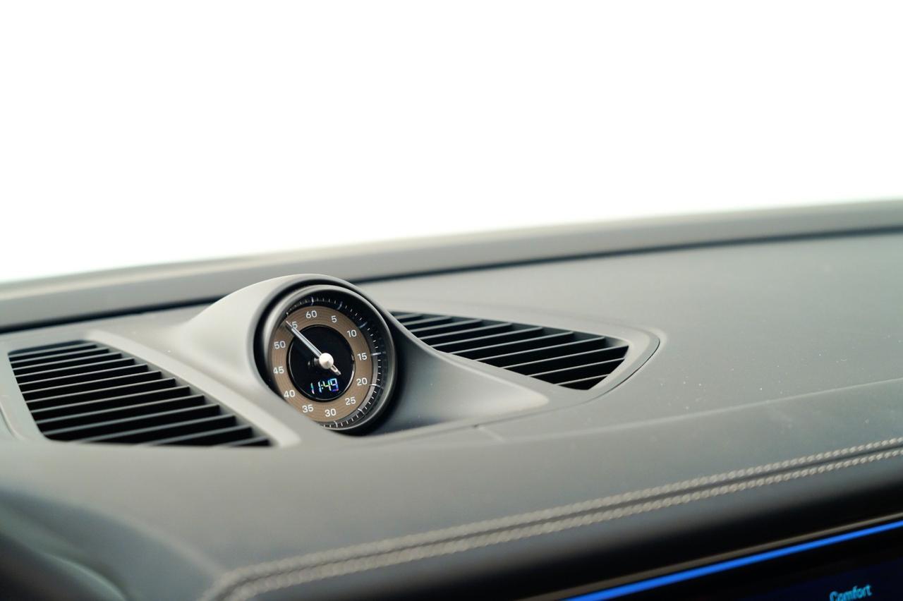 2025 Porsche Macan Turbo Electric Pompano Beach FL