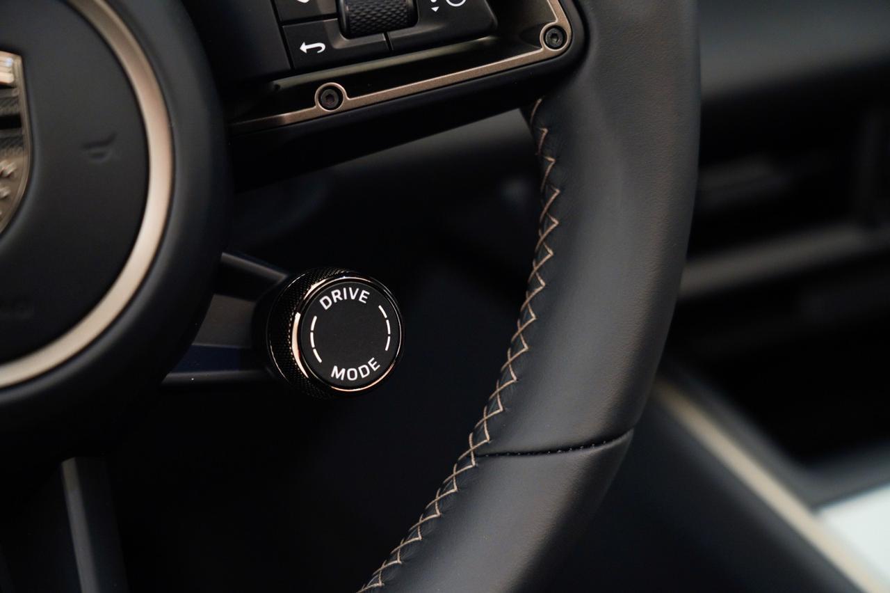 2025 Porsche Macan Turbo Electric Pompano Beach FL