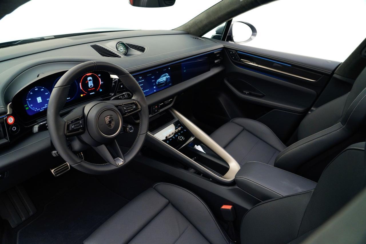 2025 Porsche Macan Turbo Electric Pompano Beach FL