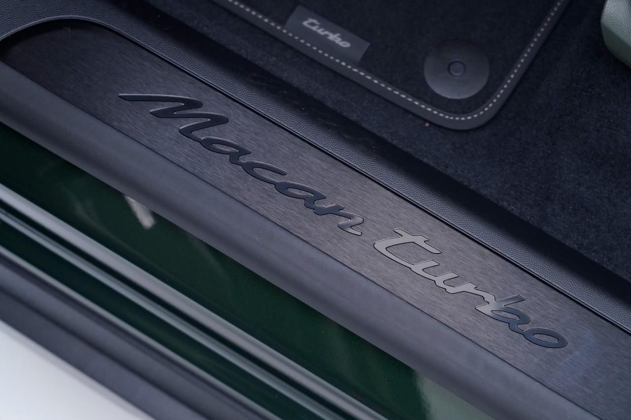 2025 Porsche Macan Turbo Electric Pompano Beach FL