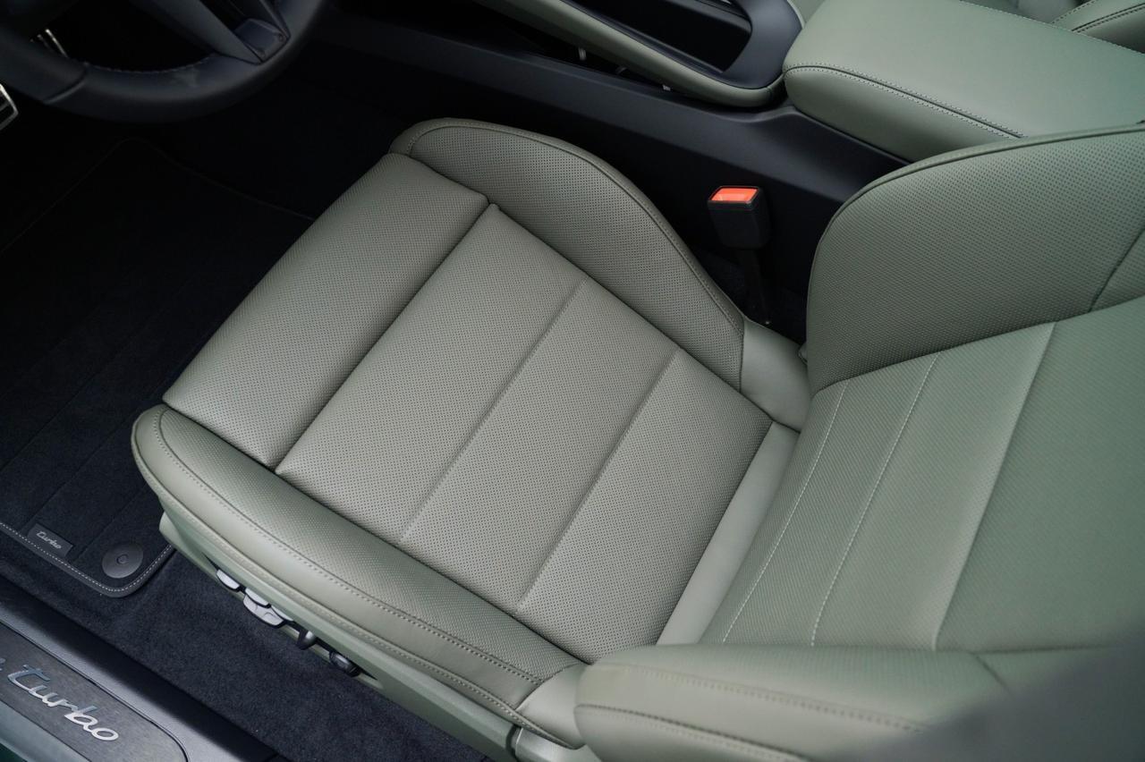 2025 Porsche Macan Turbo Electric Pompano Beach FL