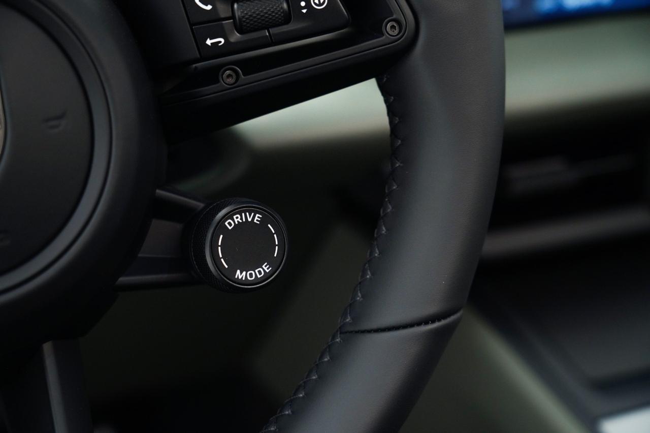 2025 Porsche Macan Turbo Electric Pompano Beach FL