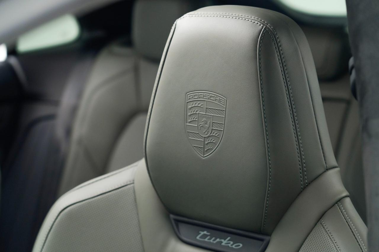 2025 Porsche Macan Turbo Electric Pompano Beach FL