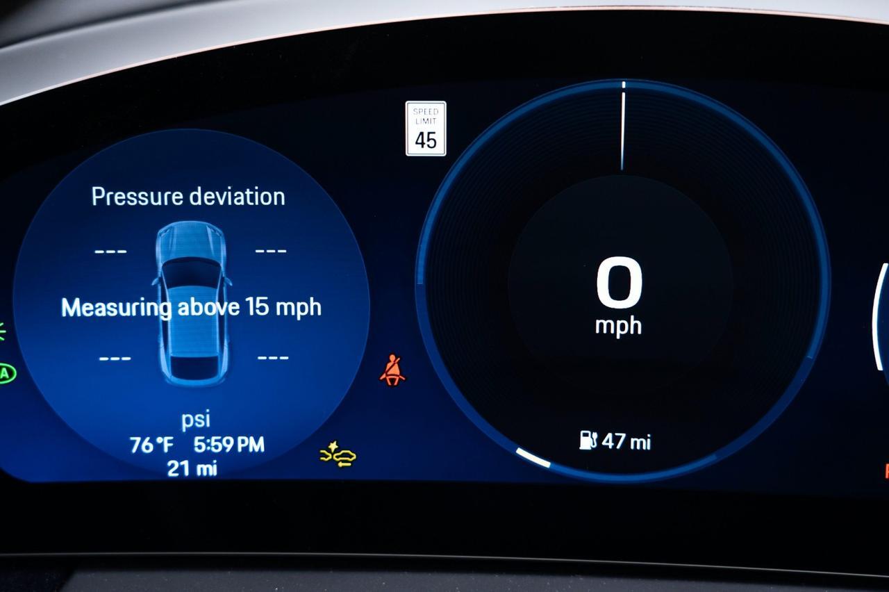 2025 Porsche Macan Turbo Electric Pompano Beach FL