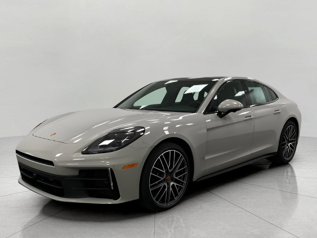 2025 Porsche PANAMERA