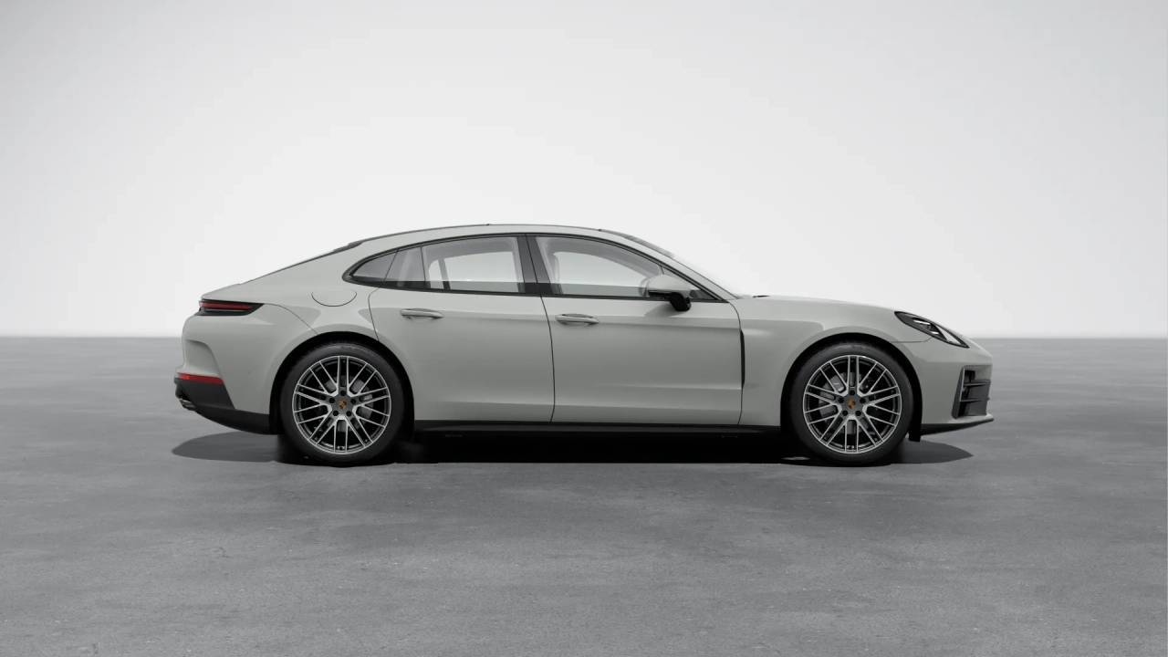 2025 Porsche PANAMERA Appleton WI