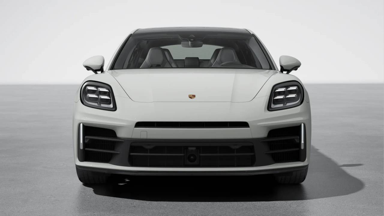 2025 Porsche PANAMERA Appleton WI