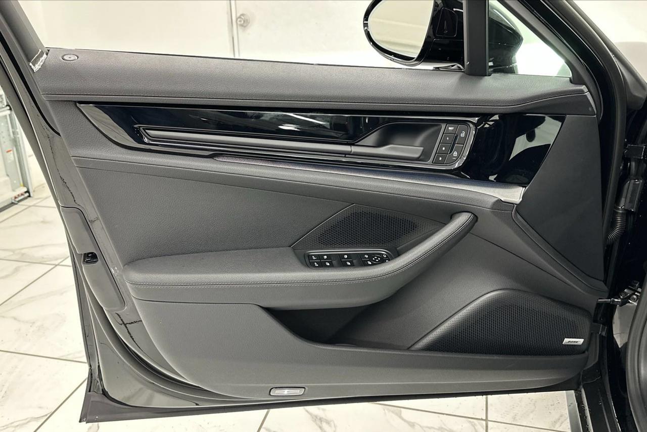 2025 Porsche Panamera Newark DE