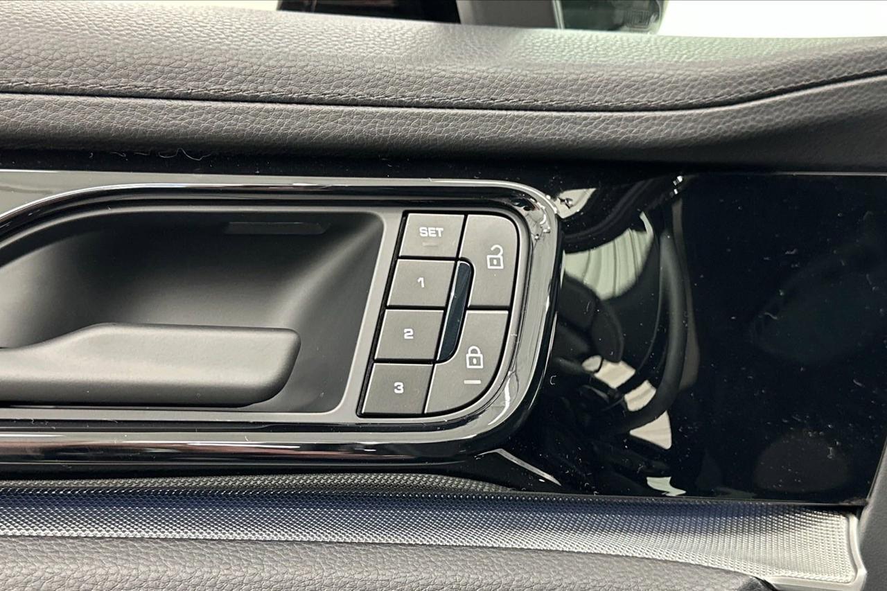 2025 Porsche Panamera Newark DE