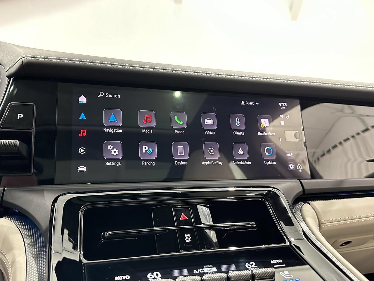 2025 Porsche Panamera Base - Photo 39