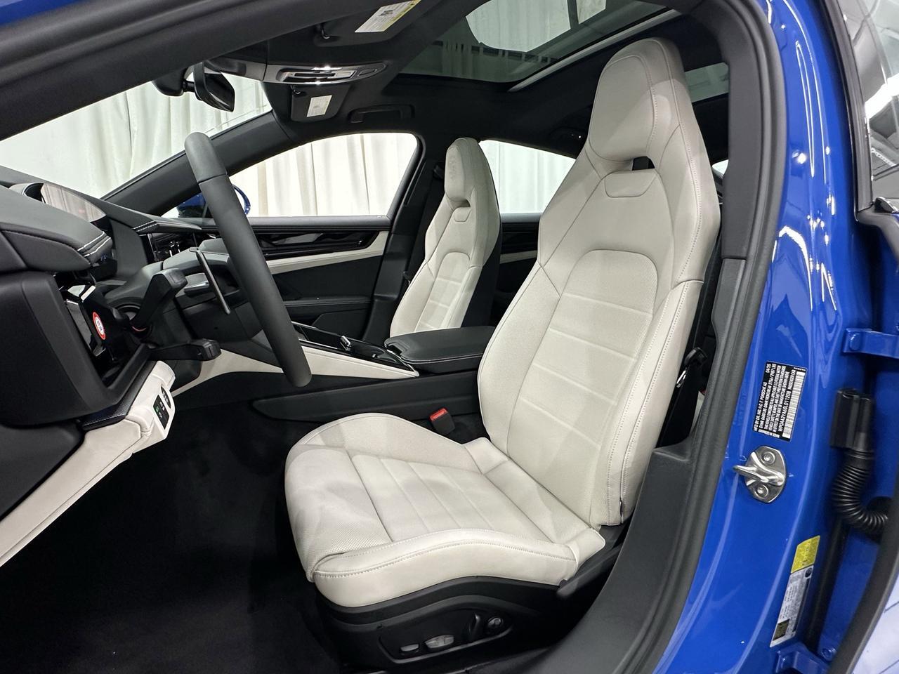 2025 Porsche Panamera Base - Photo 31