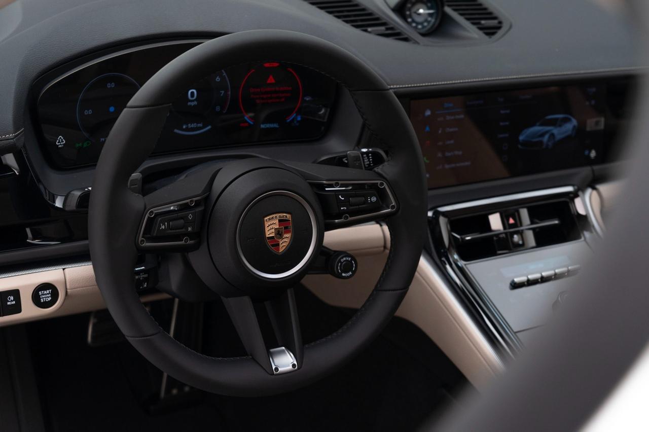 2025 Porsche Panamera Pompano Beach FL