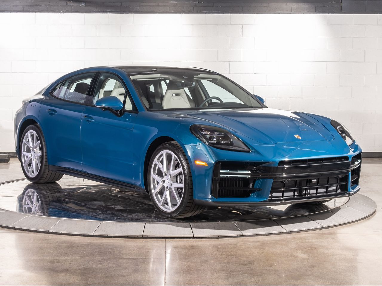 2025 Porsche Panamera Santa Clarita CA