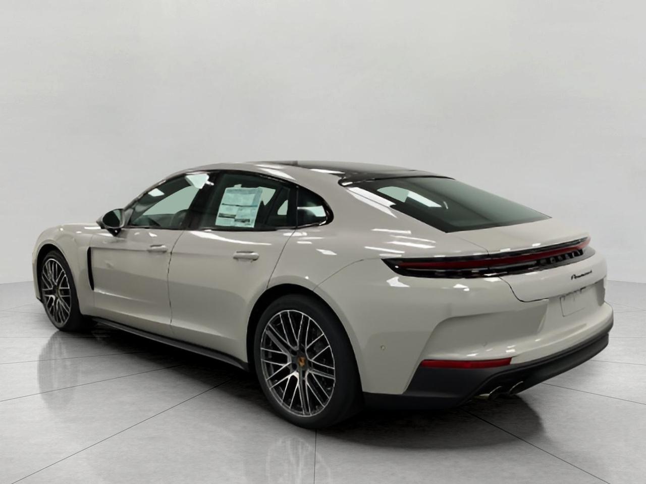 2025 Porsche Panamera 4 Appleton WI