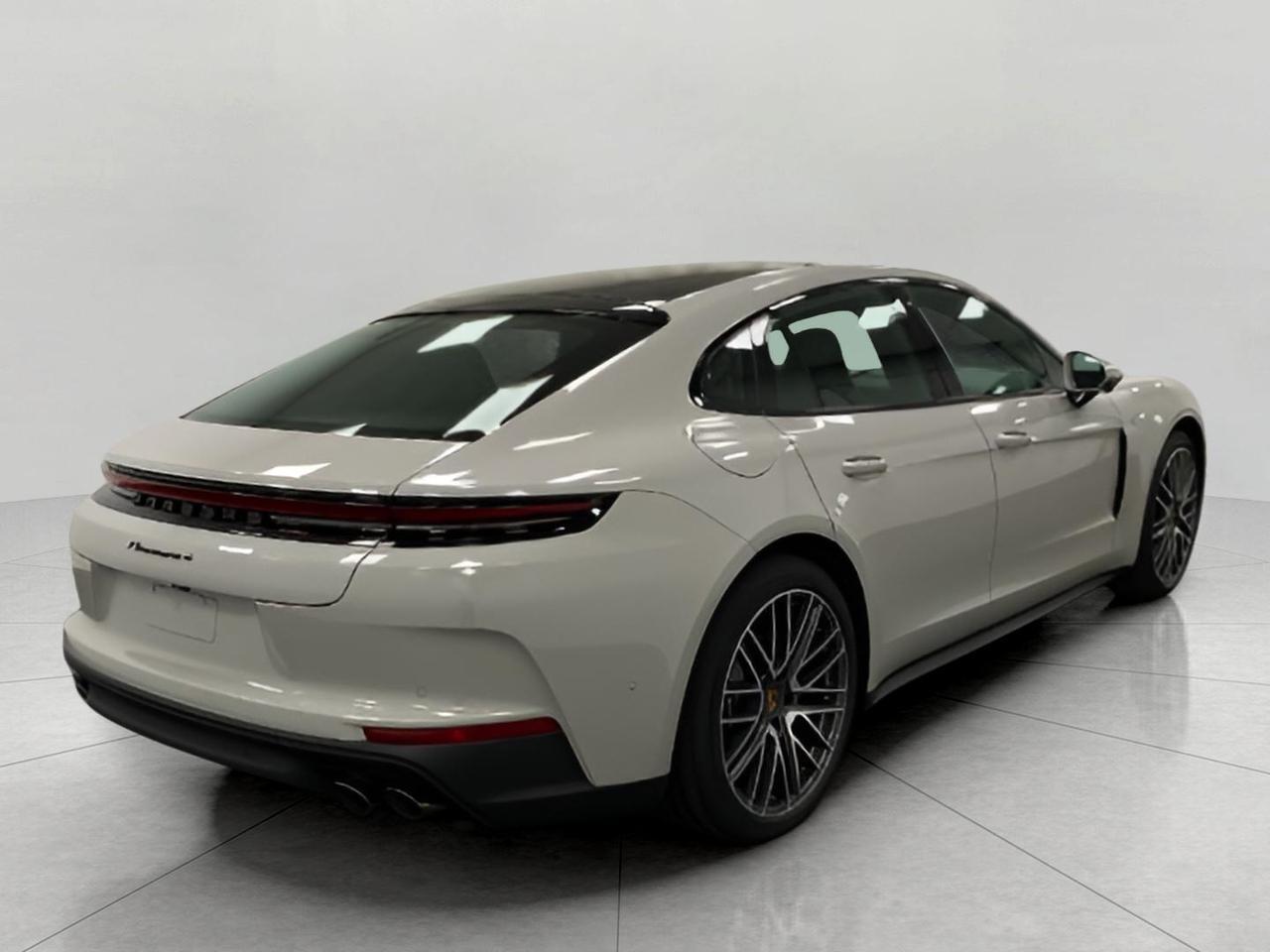 2025 Porsche Panamera 4 Appleton WI