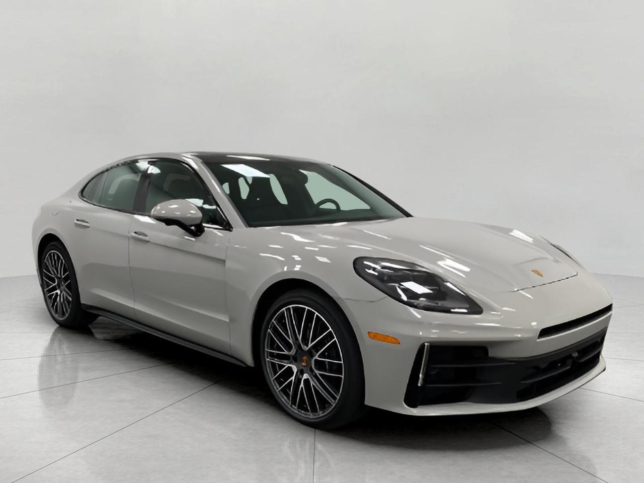 2025 Porsche Panamera 4 Appleton WI