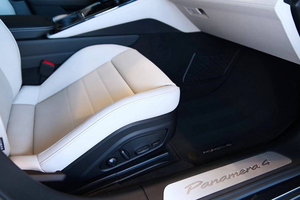 2025 Porsche Panamera 4 Colorado Springs CO