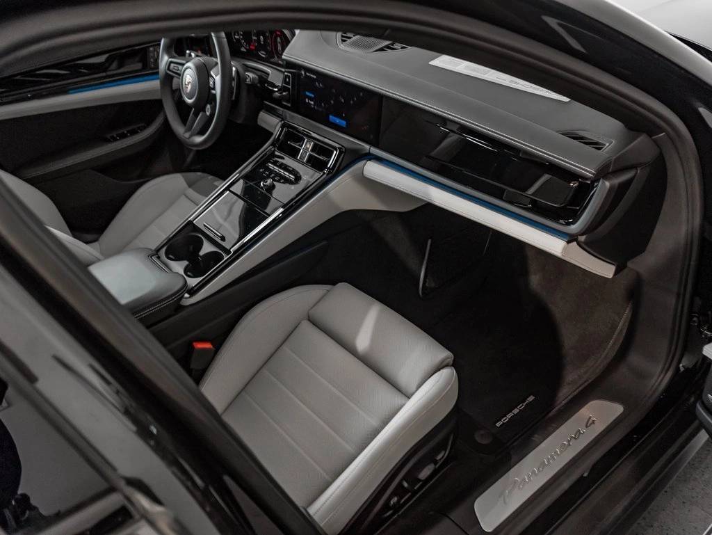 2025 Porsche Panamera 4 Colorado Springs CO