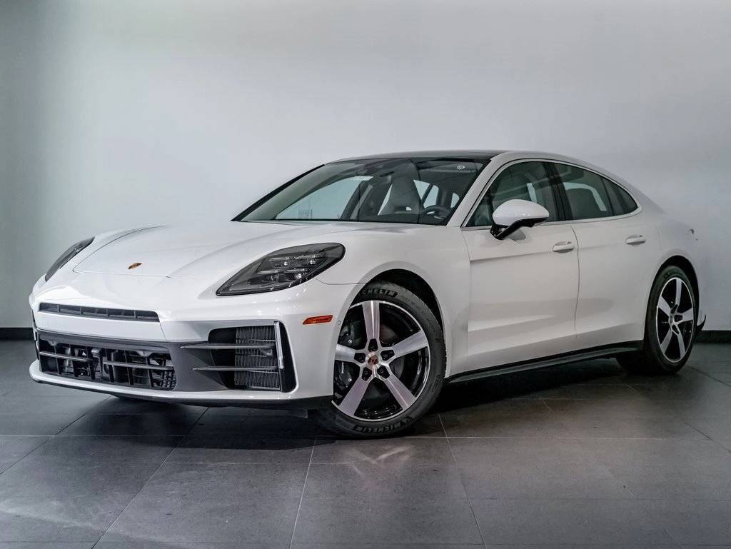 2025 Porsche Panamera 4