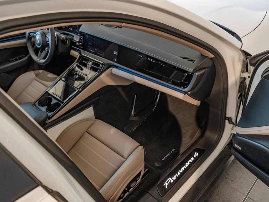 2025 Porsche Panamera 4 Colorado Springs CO