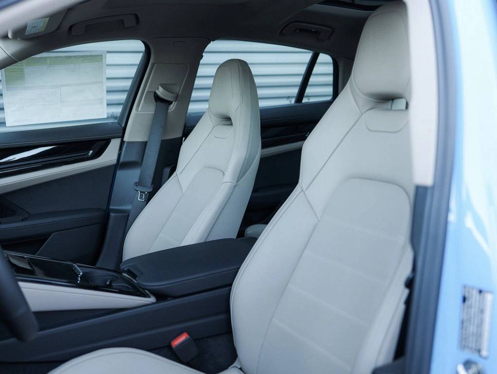 2025 Porsche Panamera 4 E-Hybrid Bakersfield CA