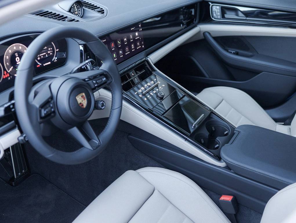 2025 Porsche Panamera 4 E-Hybrid Bakersfield CA