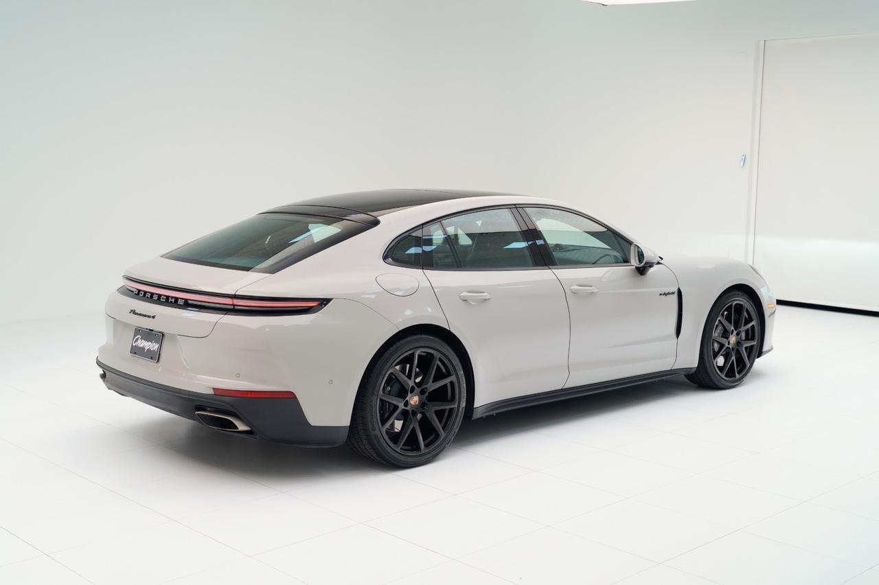 2025 Porsche Panamera 4 E-Hybrid Pompano Beach FL