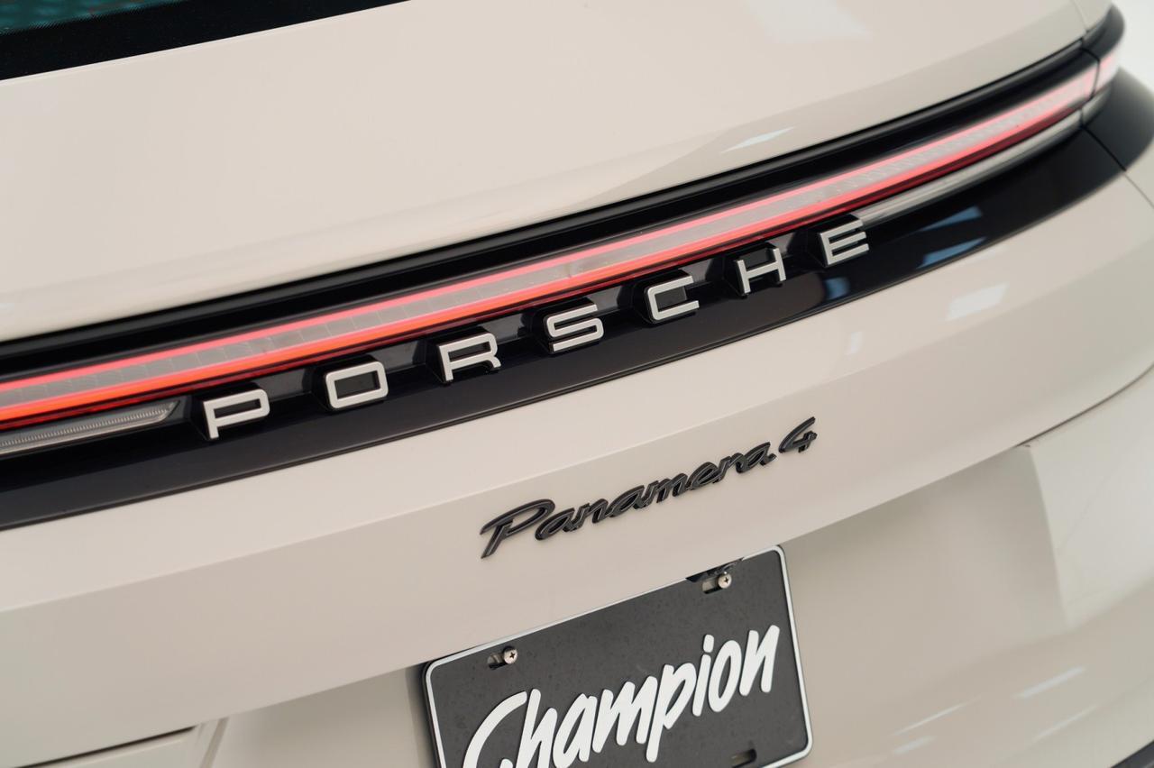 2025 Porsche Panamera 4 E-Hybrid Pompano Beach FL