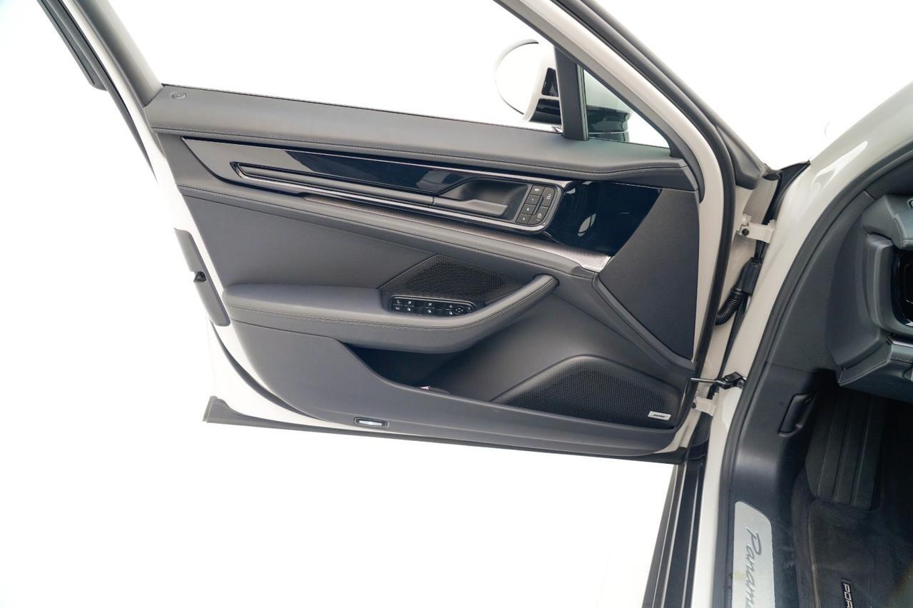 2025 Porsche Panamera 4 E-Hybrid Pompano Beach FL