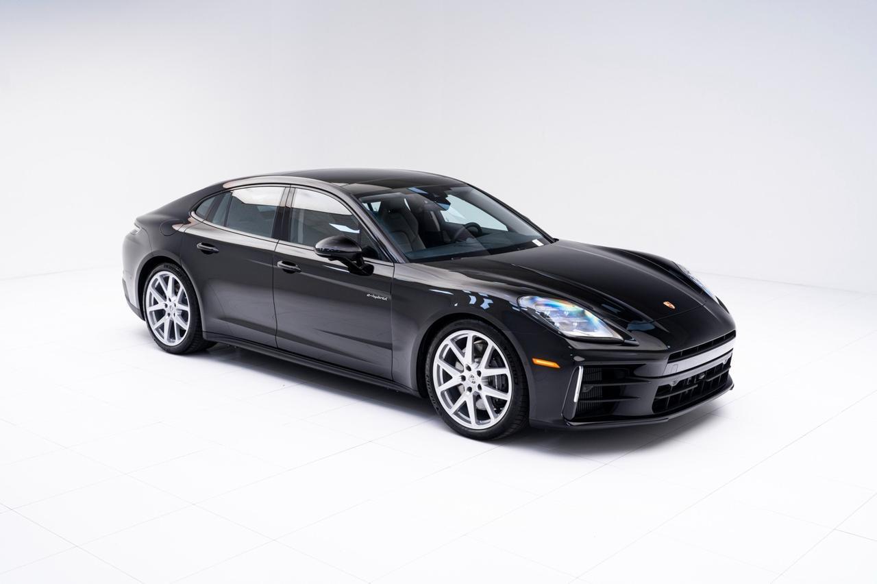 2025 Porsche Panamera 4 E-Hybrid Pompano Beach FL