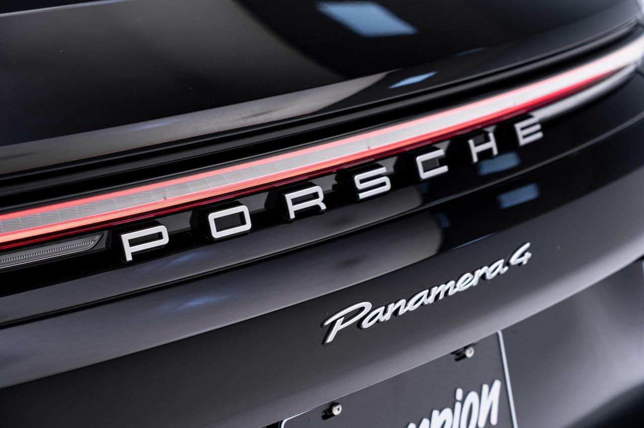 2025 Porsche Panamera 4 E-Hybrid Pompano Beach FL