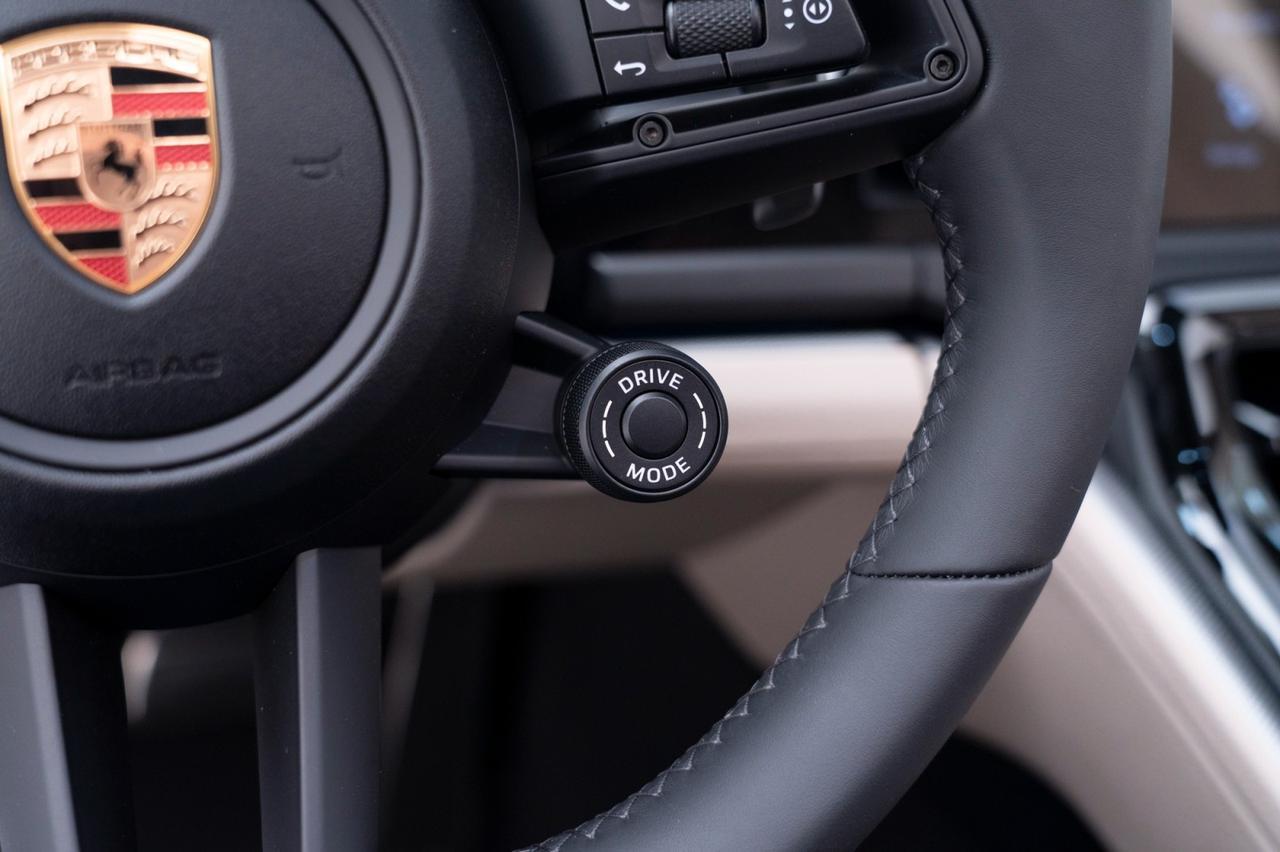 2025 Porsche Panamera 4 E-Hybrid Pompano Beach FL