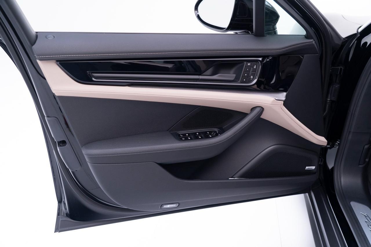 2025 Porsche Panamera 4 E-Hybrid Pompano Beach FL