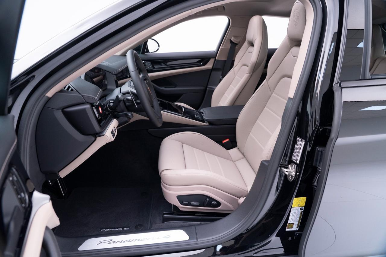 2025 Porsche Panamera 4 E-Hybrid Pompano Beach FL