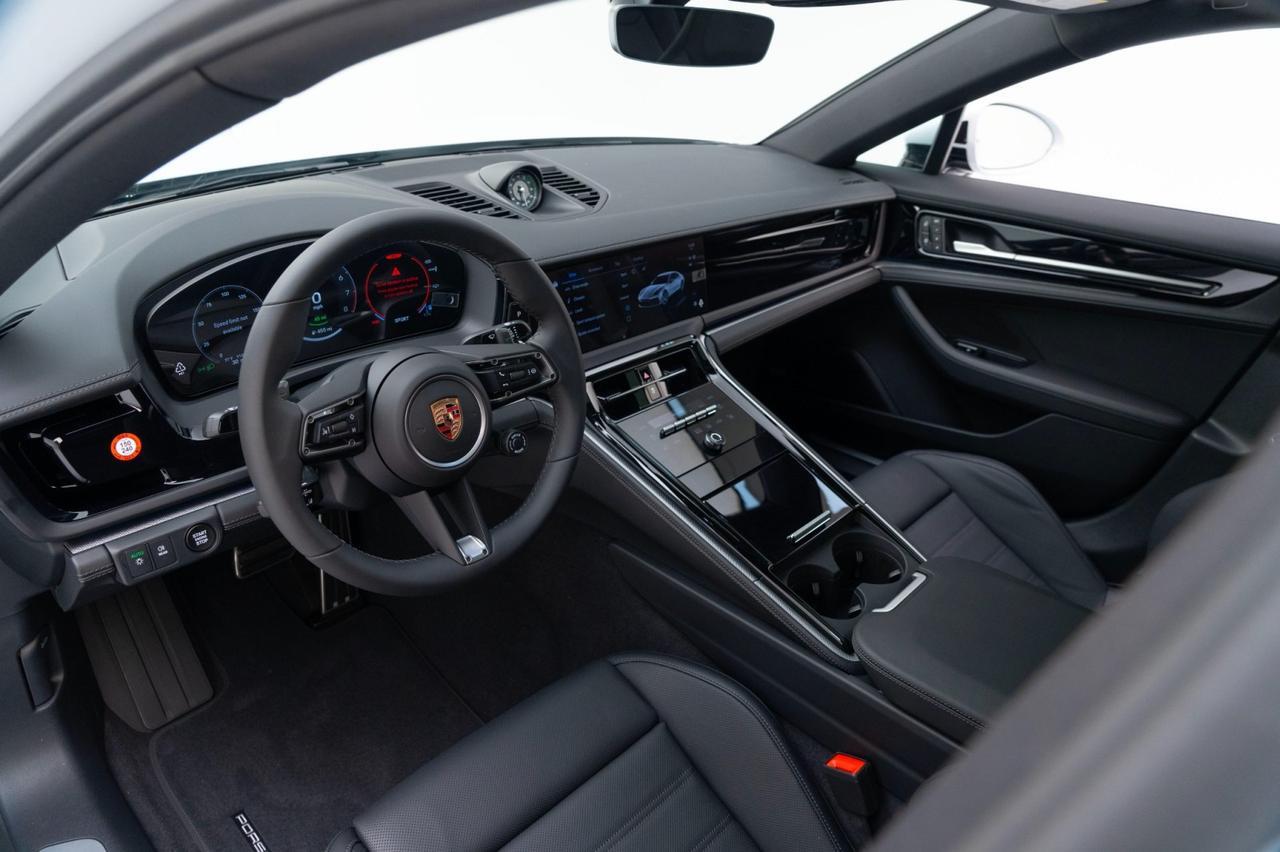 2025 Porsche Panamera 4 E-Hybrid Pompano Beach FL