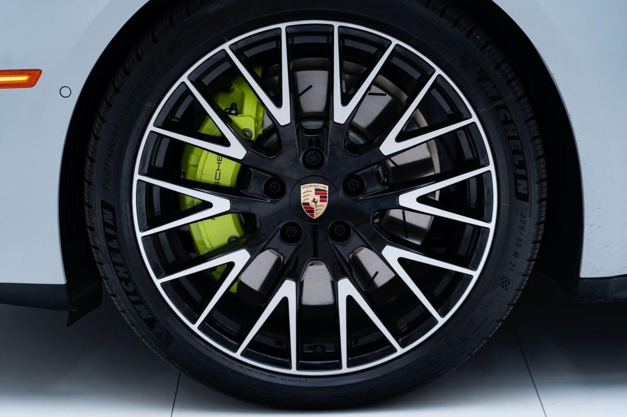 2025 Porsche Panamera 4 E-Hybrid Pompano Beach FL