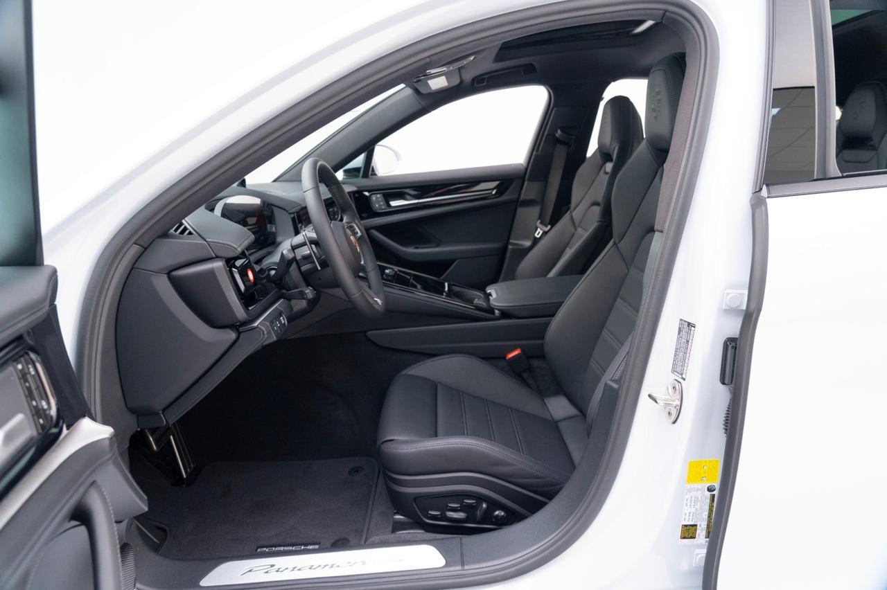2025 Porsche Panamera 4 E-Hybrid Pompano Beach FL