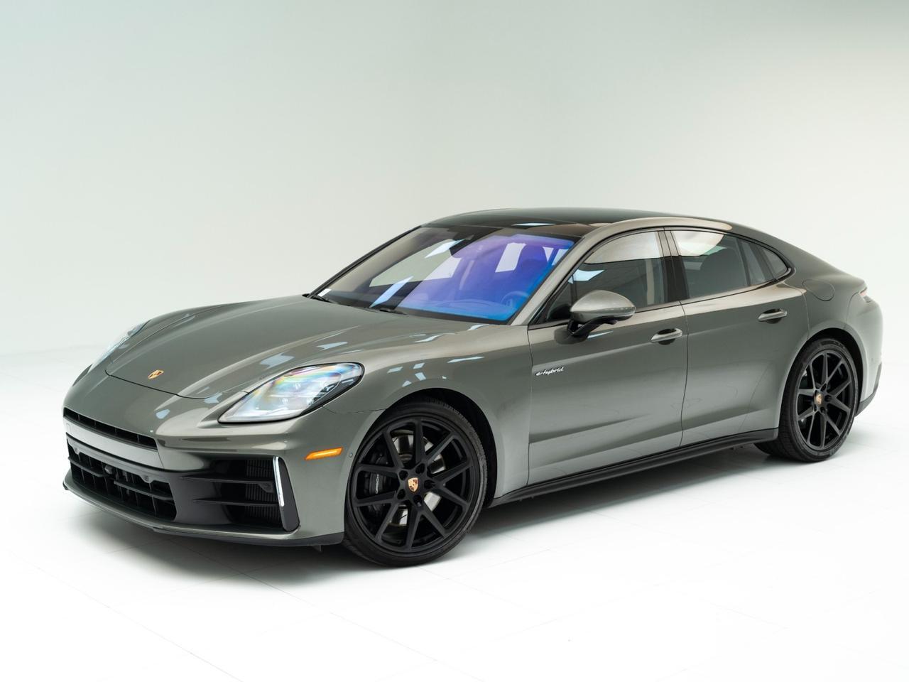 2025 Porsche Panamera 4 E-Hybrid Pompano Beach FL