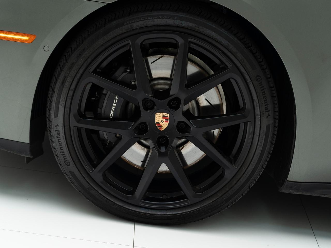 2025 Porsche Panamera 4 E-Hybrid Pompano Beach FL