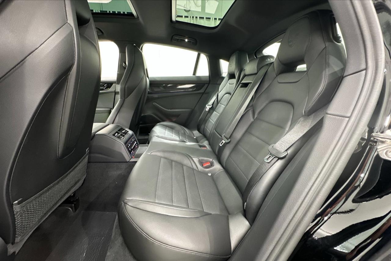 2025 Porsche Panamera 4 Newark DE